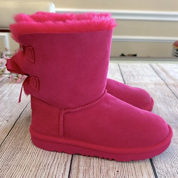 UGG Bailey Bow II Boot - Picture 2 of 10